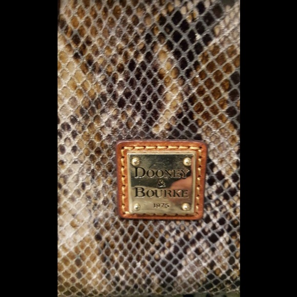 Med Dooney & Bourke - Picture 3 of 5